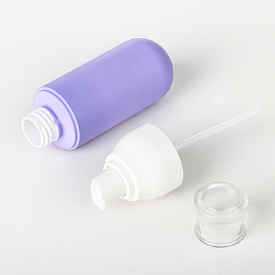 Conjuntos de envases cosméticos de plástico de botella y tarros de espray púrpura personalizado vacío para el cuidado del cabello