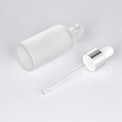 El dropper de Matte White Glass Essential Oil embotella 30ml con el casquillo de plata