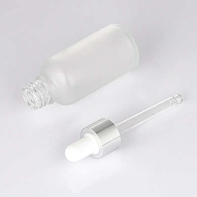 El dropper de Matte White Glass Essential Oil embotella 30ml con el casquillo de plata