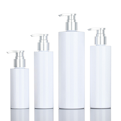 Botella de empaquetado de Skincare de la ducha del ANIMAL DOMÉSTICO del gel 200ml 500ml del suero del acondicionador de la bomba plástica superior de plata redonda blanca del champú