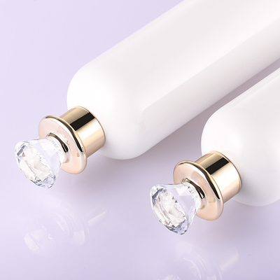 ANIMAL DOMÉSTICO de alta calidad alrededor de las botellas plásticas de empaquetado cosméticas privadas de aire vacías del champú de la loción de la palanca de selección blanca con Diamond Cap