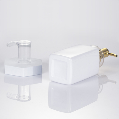 Botella plástica de empaquetado vacía del champú de 300ml 400ml 500ml del cosmético de lujo privado de aire biodegradable del cuadrado